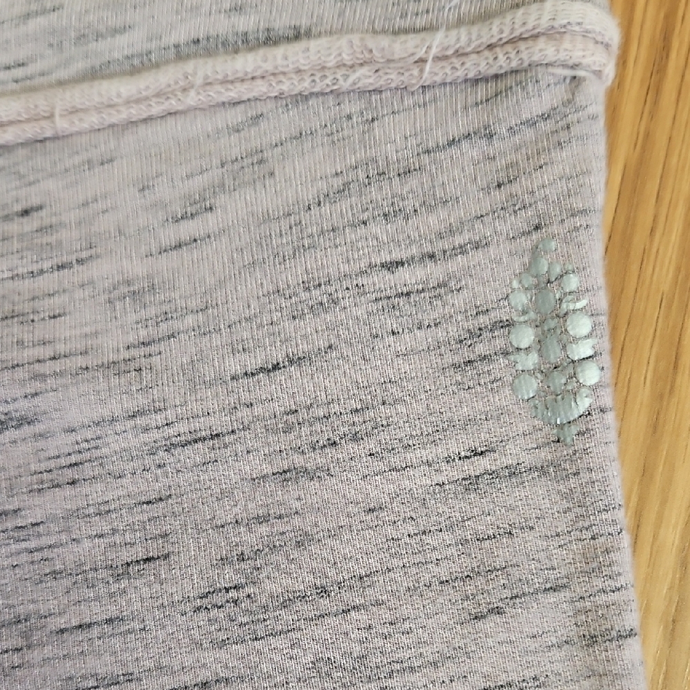 Free People Movement Kyoto Leggings Pink / Gray Large LIKE NEW! - Picture 2 of 6